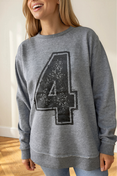 Varsity Numbers Graphic Crewneck - Black